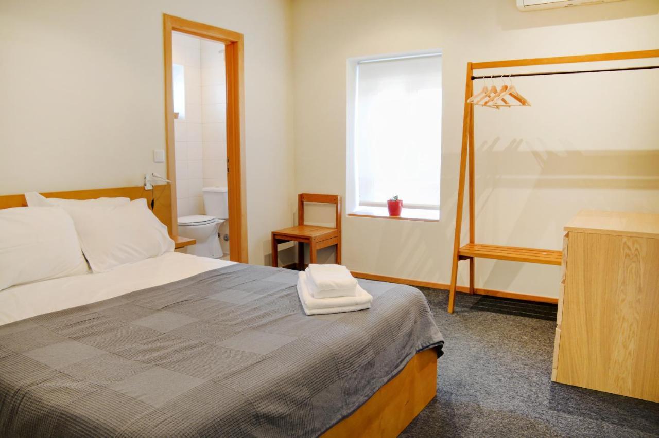 Peach Hostel & Suites Porto Exterior photo