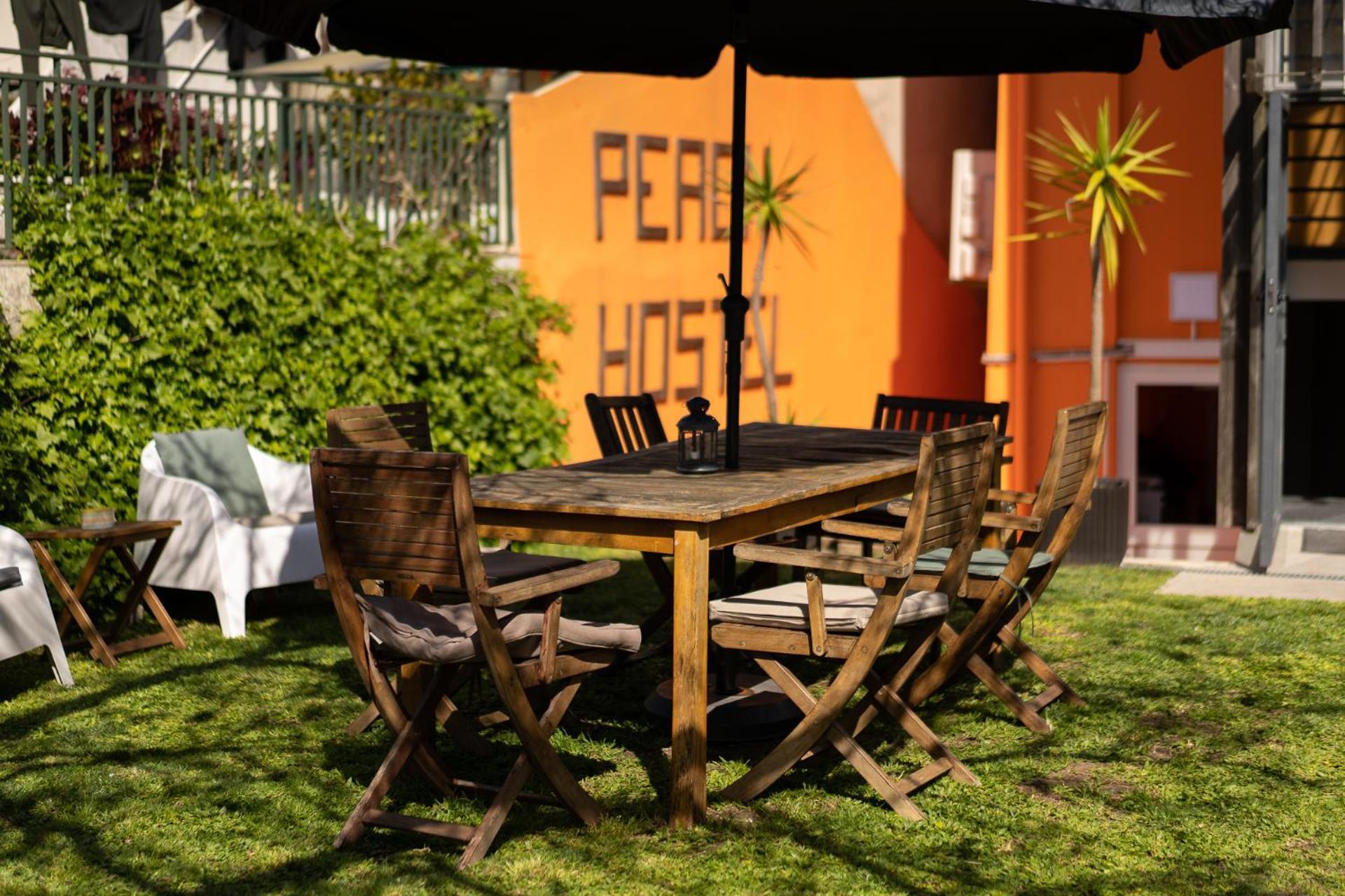 Peach Hostel & Suites Porto Exterior photo