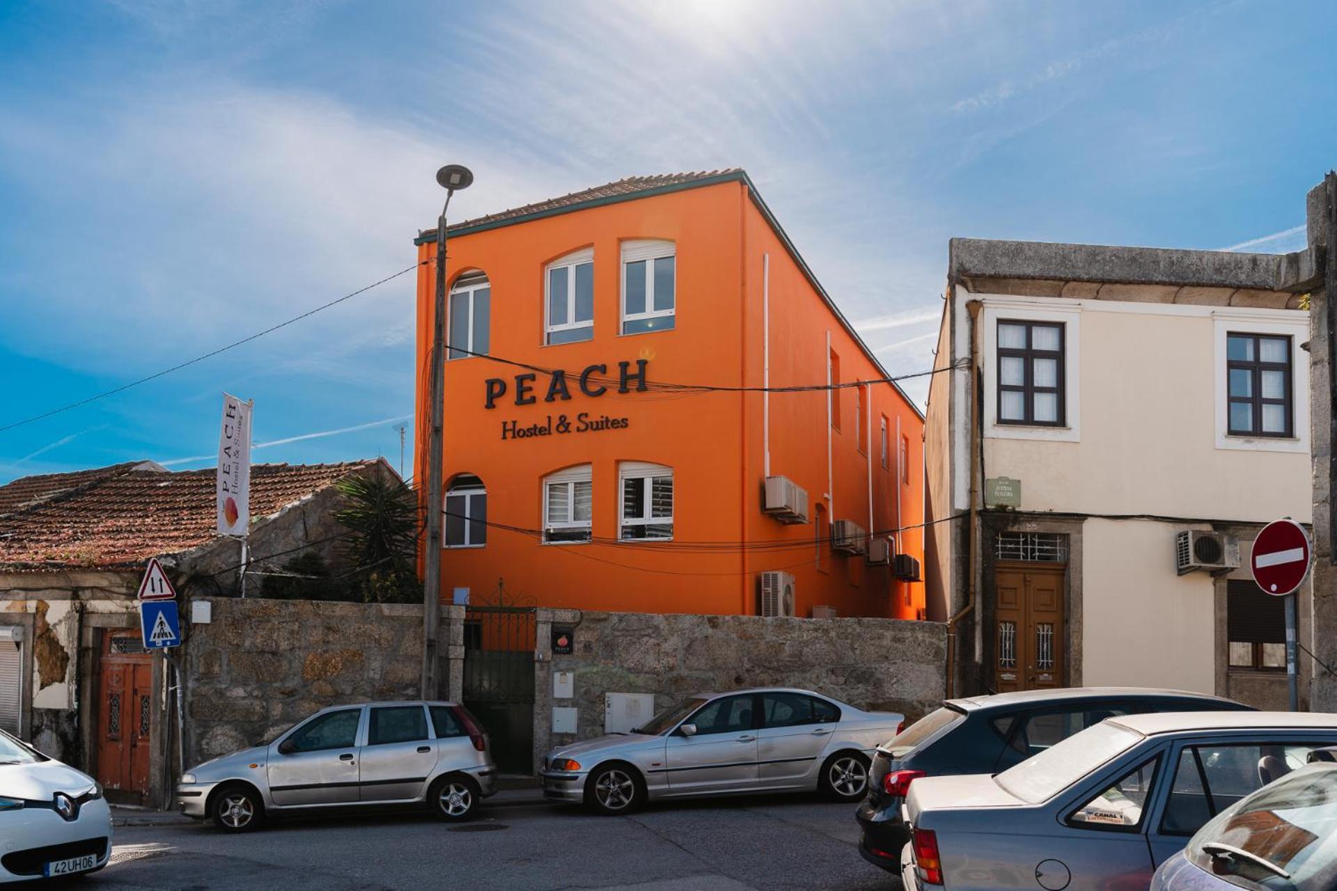 Peach Hostel & Suites Porto Exterior photo
