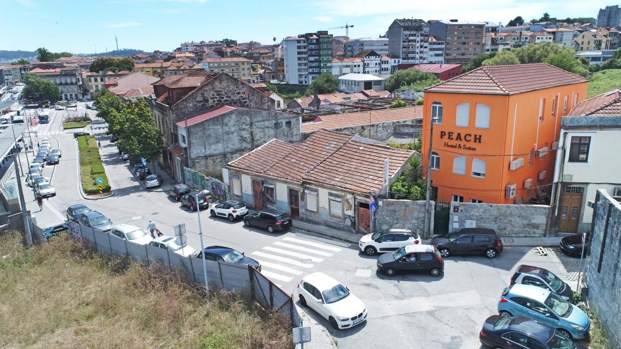 Peach Hostel & Suites Porto Exterior photo