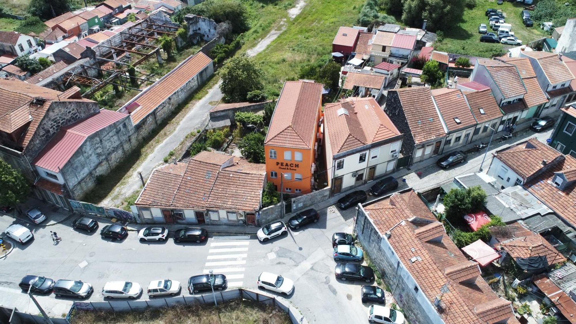 Peach Hostel & Suites Porto Exterior photo