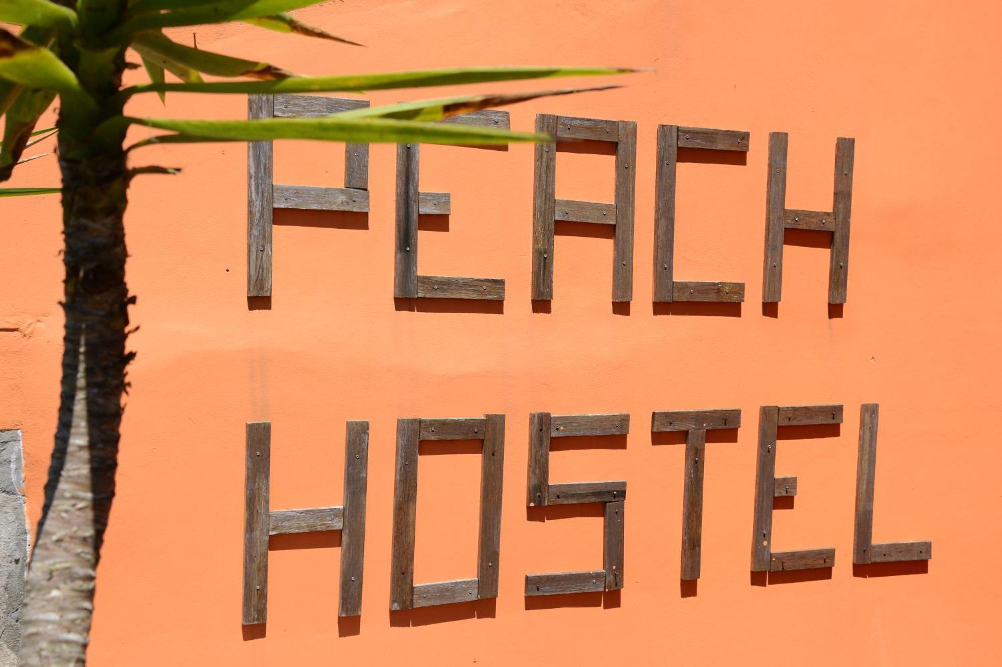 Peach Hostel & Suites Porto Exterior photo